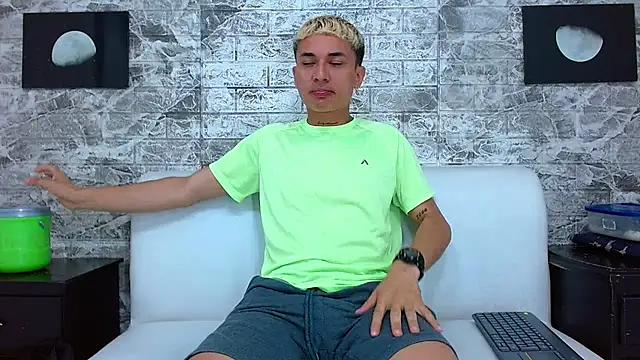 jeic 18 online show from November 15, 7:10 pm