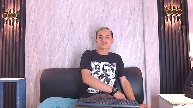 jeic 18 online show from November 24, 7:02 pm