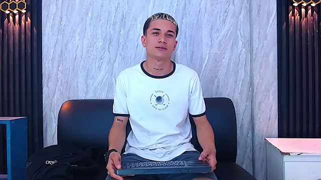 jeic 18 online show from November 26, 7:15 pm