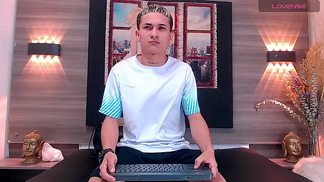 jeic 18 online show from November 30, 3:49 pm