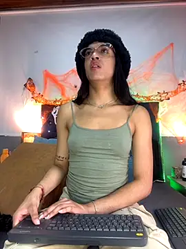 valentinabaez online show from October 27, 4:11 pm