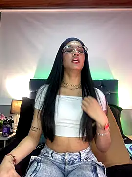 valentinabaez online show from November 28, 6:54 pm