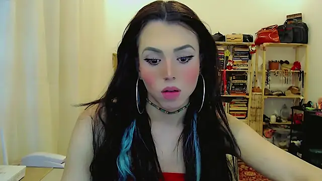 Sophie Fantasys online show from December 5, 4:21 am