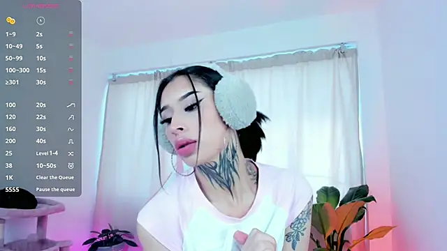 Snapshot of kali_ka_ chatting on February 4, 12:44 pm kali ka online show from February 4, 12:44 pm