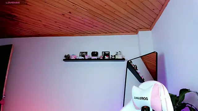 kali ka  online show from April 5, 8:17 pm