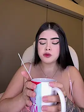 misslollipop04 online show from February 10, 5:22 am