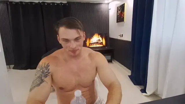 YourHotGreg online show from April 5, 9:34 pm