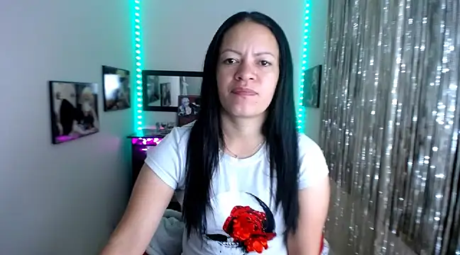 Cristal w online show from March 18, 12:25 pm