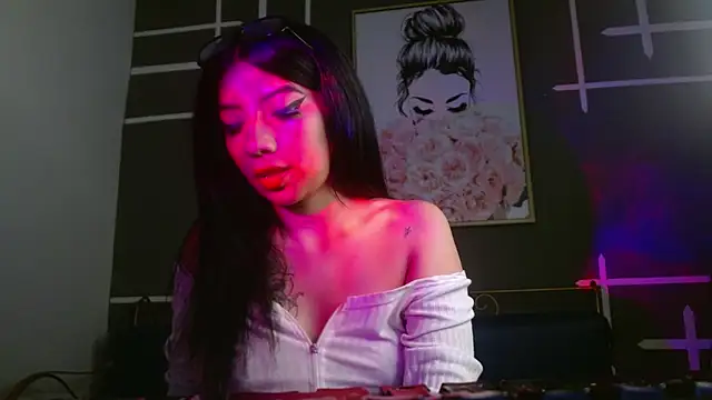 Ey im simone online show from November 15, 8:38 pm