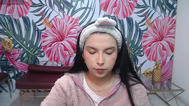 Small naughty  online show from April 17, 1:03 pm