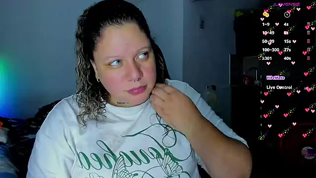 Snapshot of mariana_maze chatting on February 11, 5:58 am mariana maze online show from February 11, 5:58 am