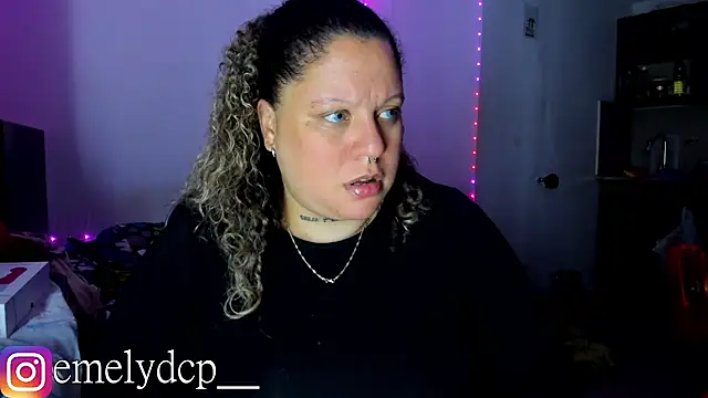 Snapshot of mariana_maze chatting on September 20, 4:57 am mariana maze online show from September 20, 4:57 am