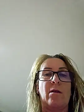 Steffi45 online show from November 12, 8:19 pm