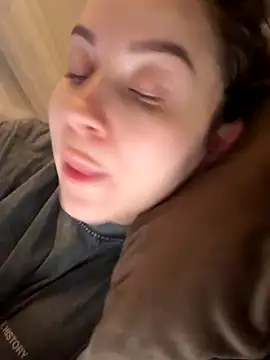 ellie ssexy online show from December 16, 5:23 am