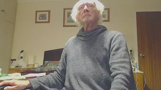 WaverlyKernow online show from December 5, 10:55 am