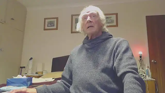 WaverlyKernow online show from January 27, 2:24 pm