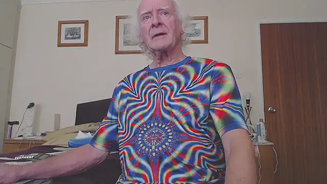 WaverlyKernow online show from January 31, 2:07 pm