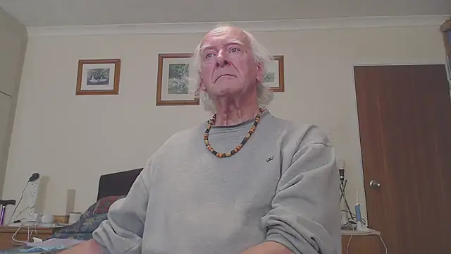 WaverlyKernow online show from March 3, 2:15 pm