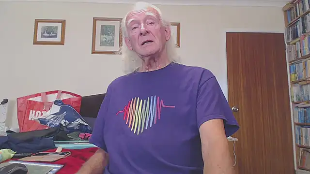 WaverlyKernow online show from September 30, 1:49 pm