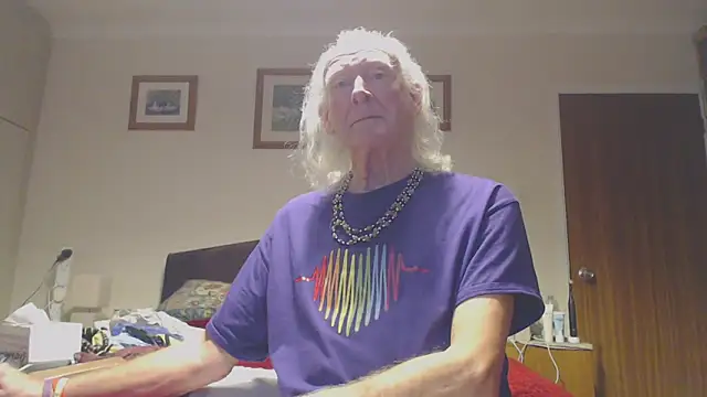 WaverlyKernow online show from November 12, 12:05 pm