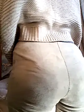 Snapshot of yourkajal chatting on February 14, 5:15 am yourkajal online show from February 14, 5:15 am