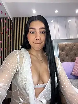 Charlotte Shelby online show from March 19, 3:08 pm
