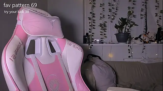 Anice  online show from May 1, 6:56 pm