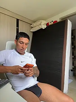 sendfer online show from March 24, 7:08 pm