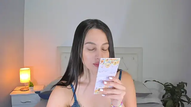 MELISSA ALVAREZ online show from October 12, 9:19 am