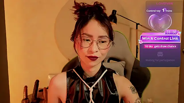 rosse 98  online show from March 29, 1:44 pm