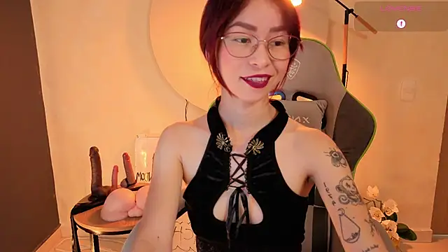 rosse 98  online show from April 15, 1:40 pm