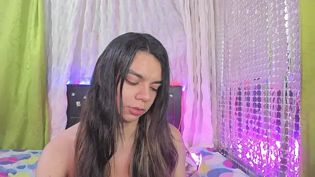 Snapshot of Megan_Miles02 chatting on February 7, 7:40 am Megan Miles02 online show from February 7, 7:40 am