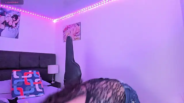 Megan Miles02 online show from November 15, 8:49 pm