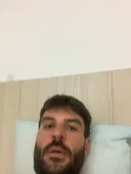 Snapshot of bruno106969 chatting on March 27, 1:33 am bruno106969 online show from March 27, 1:33 am