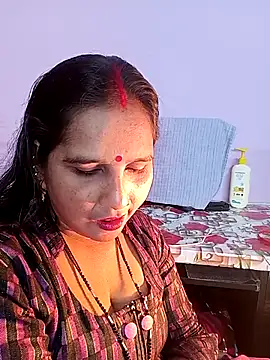 reemacouple007 online show from February 12, 9:37 am