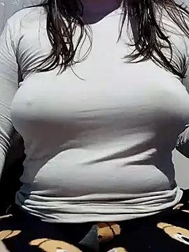 Elaa Su online show from December 2, 2:09 am