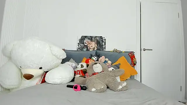 dolly ll online show from December 19, 4:24 pm