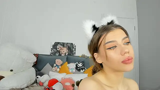 dolly ll online show from December 21, 7:27 pm