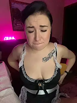 Snapshot of Roxana_Bell chatting on February 21, 3:54 pm Roxana Bell online show from February 21, 3:54 pm