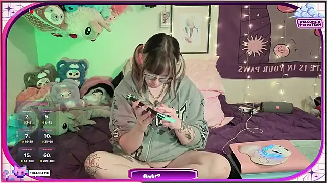 Snapshot of AmbrosiaKitty chatting on February 19, 9:27 am AmbrosiaKitty online show from February 19, 9:27 am