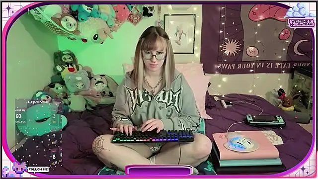 Snapshot of AmbrosiaKitty chatting on February 24, 6:00 am AmbrosiaKitty online show from February 24, 6:00 am