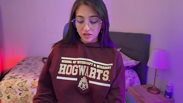 zoe moon18 online show from September 25, 2:48 am