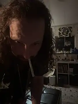 BobbyQ29 online show from February 25, 3:27 am