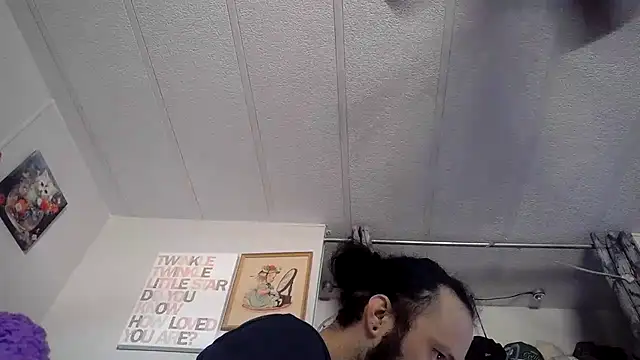 BobbyQ29 online show from April 20, 5:16 pm