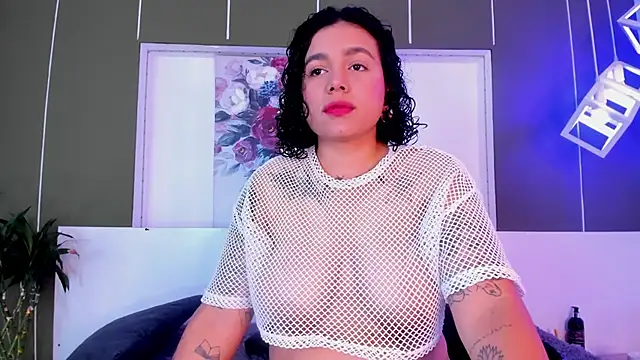 Alexxxholy online show from February 24, 1:42 pm