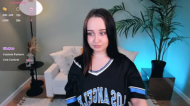Anita Adara online show from December 27, 2:14 am
