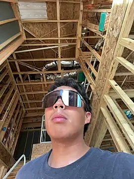 Snapshot of carlozxyz337 chatting on July 21, 12:51 pm carlozxyz337 online show from July 21, 12:51 pm