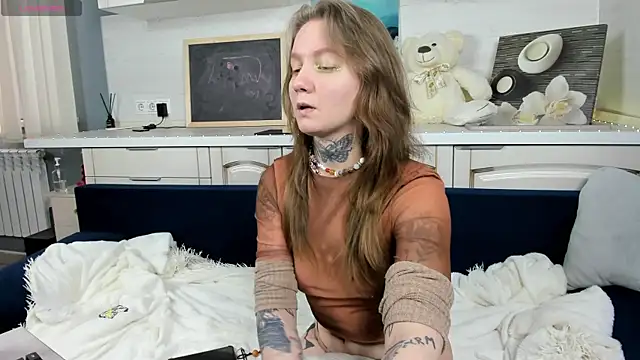 Mary Xextra online show from April 17, 9:34 am