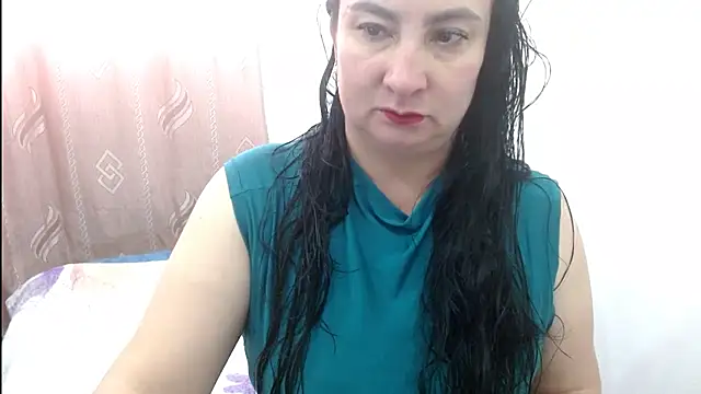 Snapshot of Ashyle chatting on July 15, 6:35 pm Ashyle online show from July 15, 6:35 pm