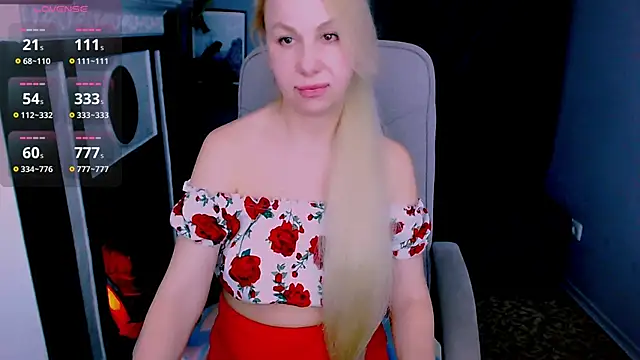 Snapshot of Anny_Jey_ chatting on February 4, 9:10 pm Anny Jey online show from February 4, 9:10 pm